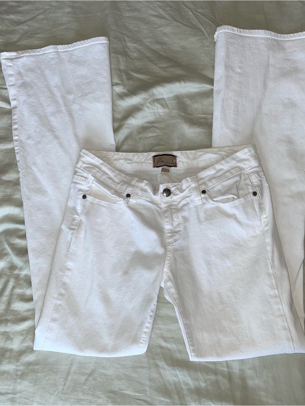 Low Rise Paige Jeans Canyon Bootcut 28